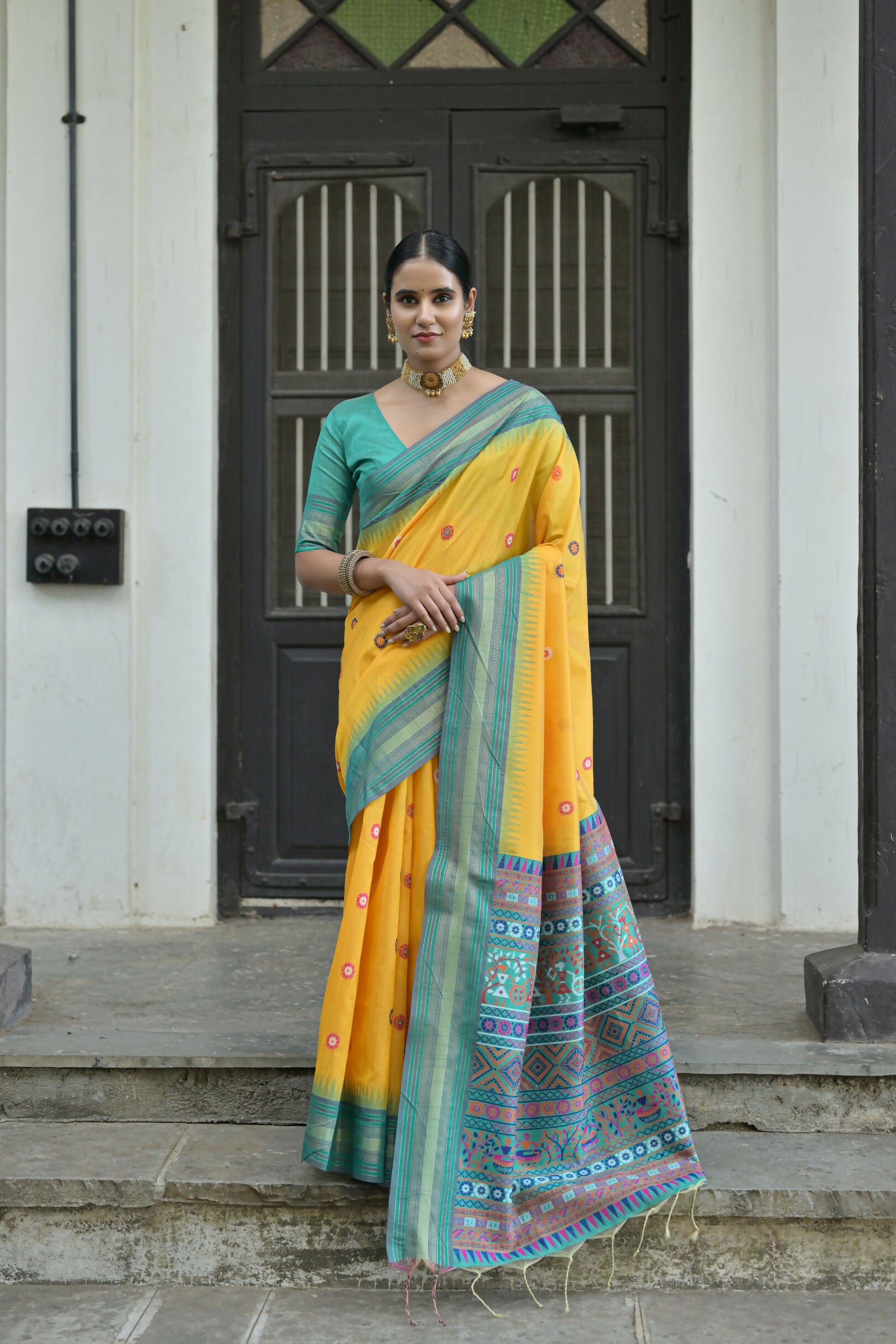 Vishnu Weaves Women's Yellow Handloom Raw Silk Saree with Blouse - Distacart