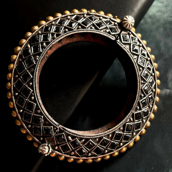 Joban Fashion Black Brass Monalisa Stone Oxidized Heavy Party Wear Openable Kada