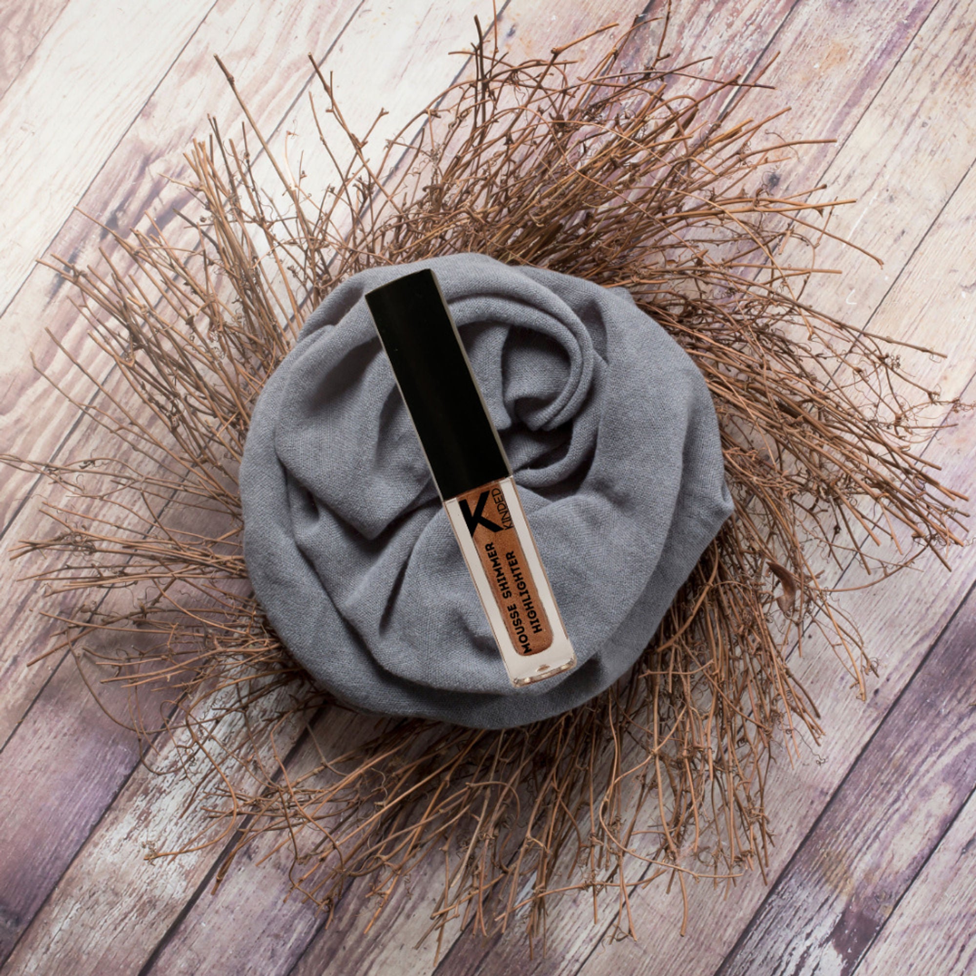 kinded mousse shimmer highlighter cool copper