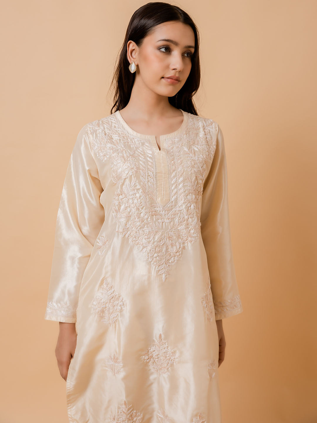 HOUSE OF KARI Floral Embroidered Silk Chikankari Kurta - Distacart