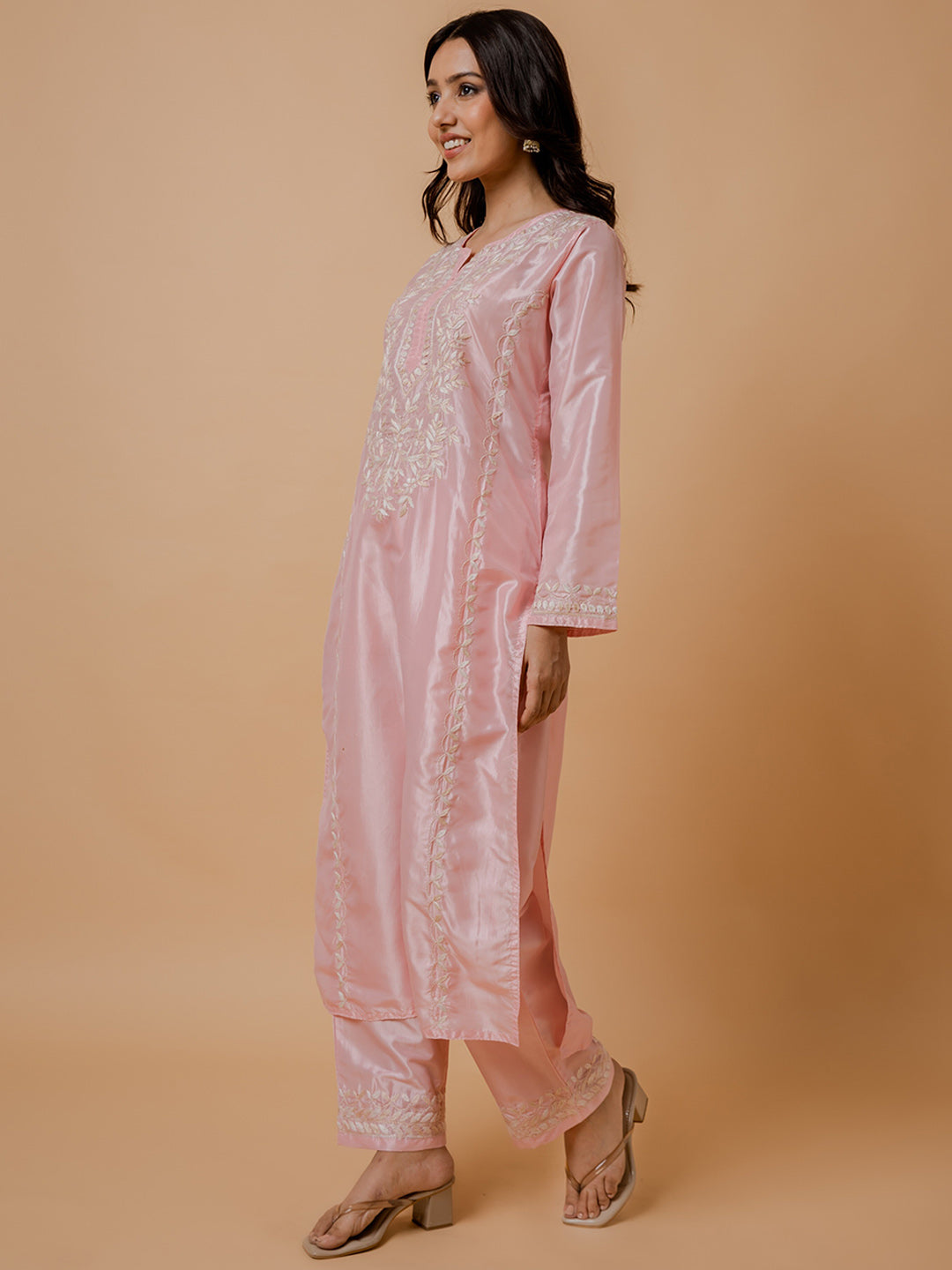 HOUSE OF KARI Floral Embroidered Silk Chikankari Kurta - Distacart