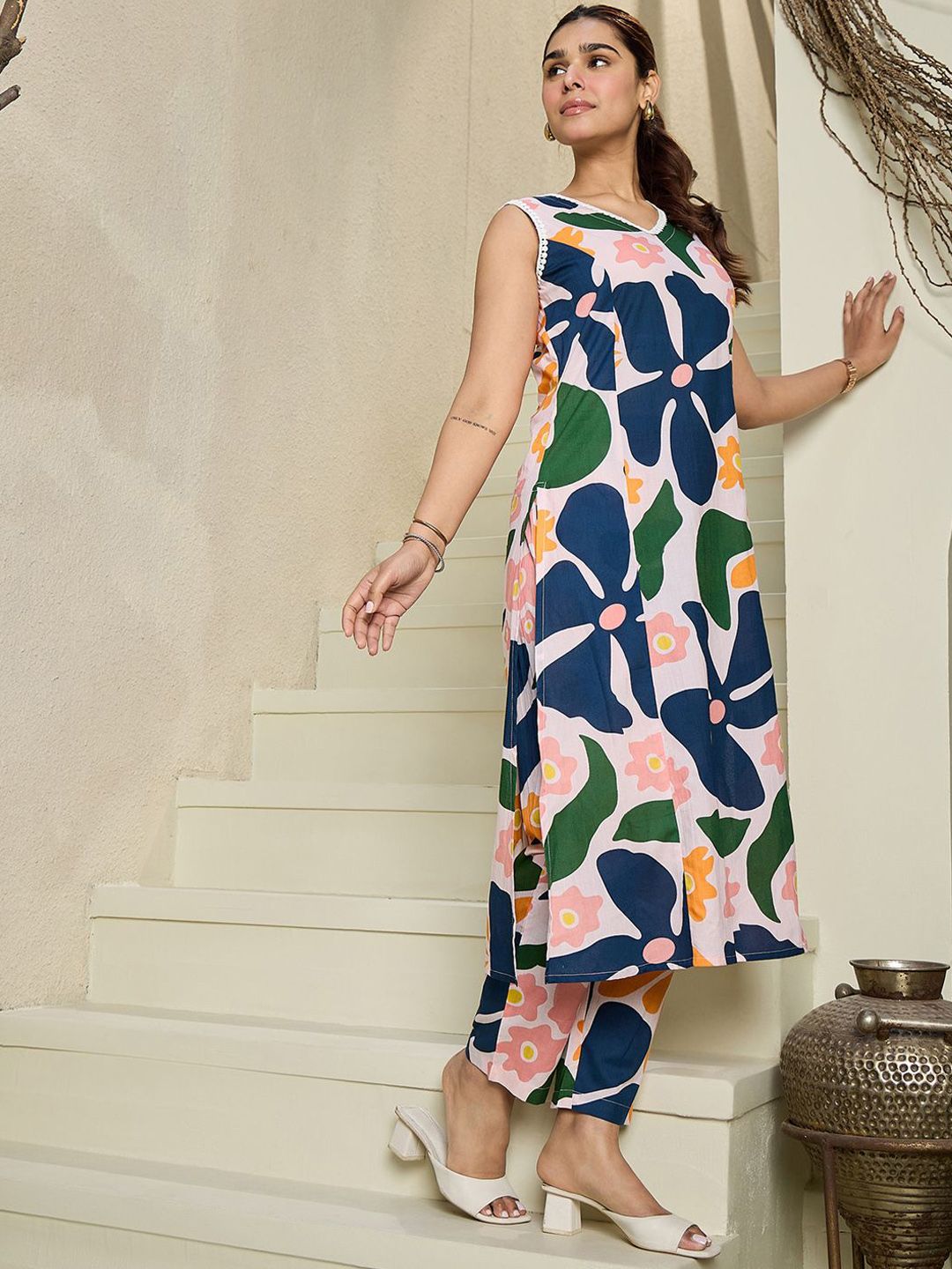 Indo Era Floral Printed V-Neck Sleeveless Pure Cotton A-Line Kurta With Trousers