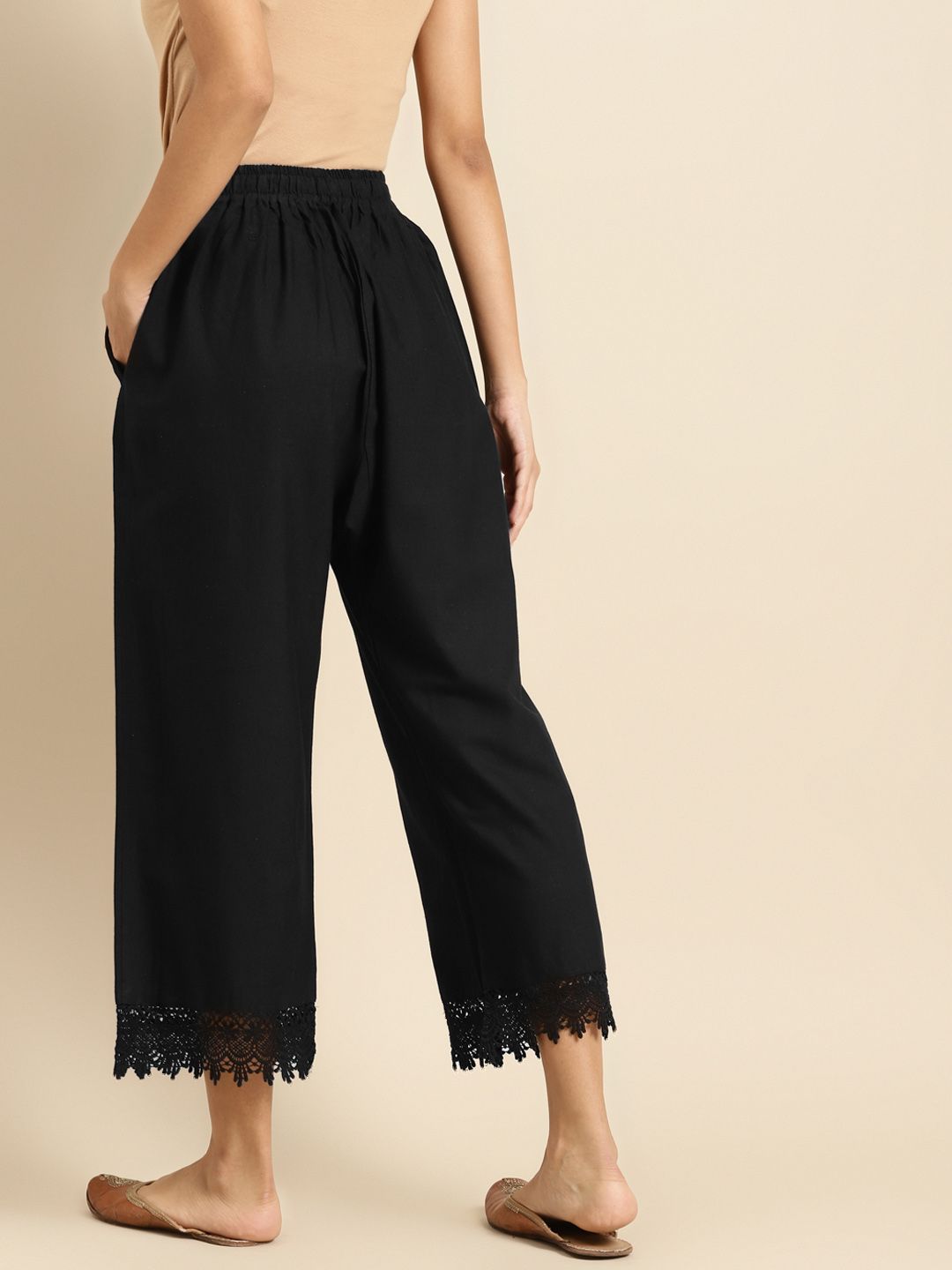 TAG 7 Women Black Solid Hem Design Straight Palazzos
