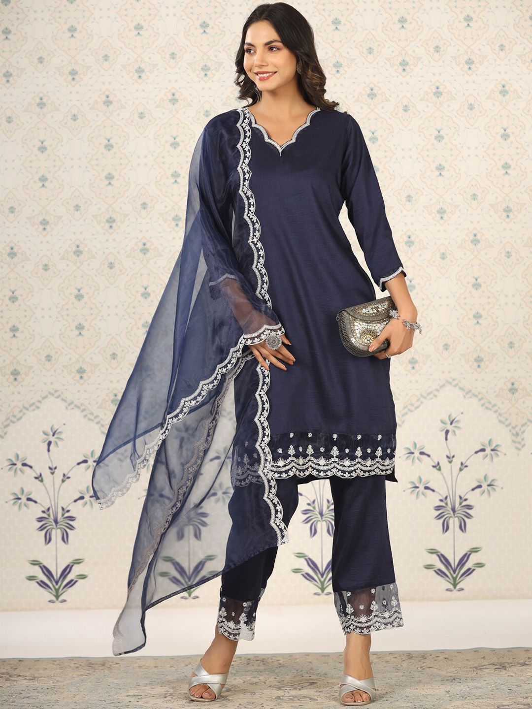 Ode by House of Pataudi Women Floral Embroidered Regular Thread Work Kurta with Trousers & With Dupatta - Distacart