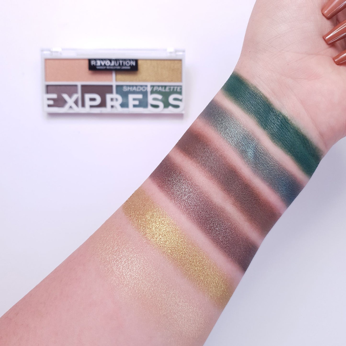 Makeup Revolution Relove Colour Play Eyeshadow Palette - Express - Distacart