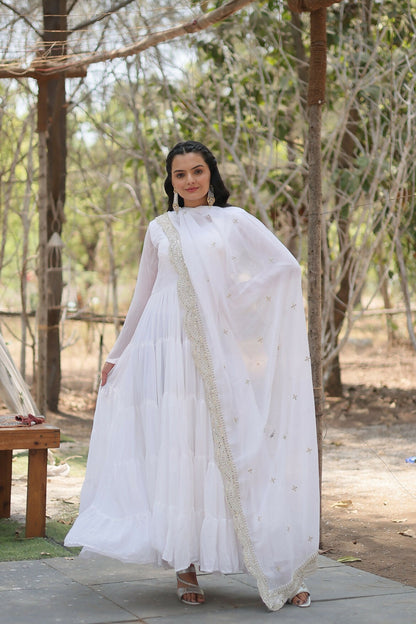 Joban Fashion White Georgette Sequence Embroidery Work Kurta Set - Distacart