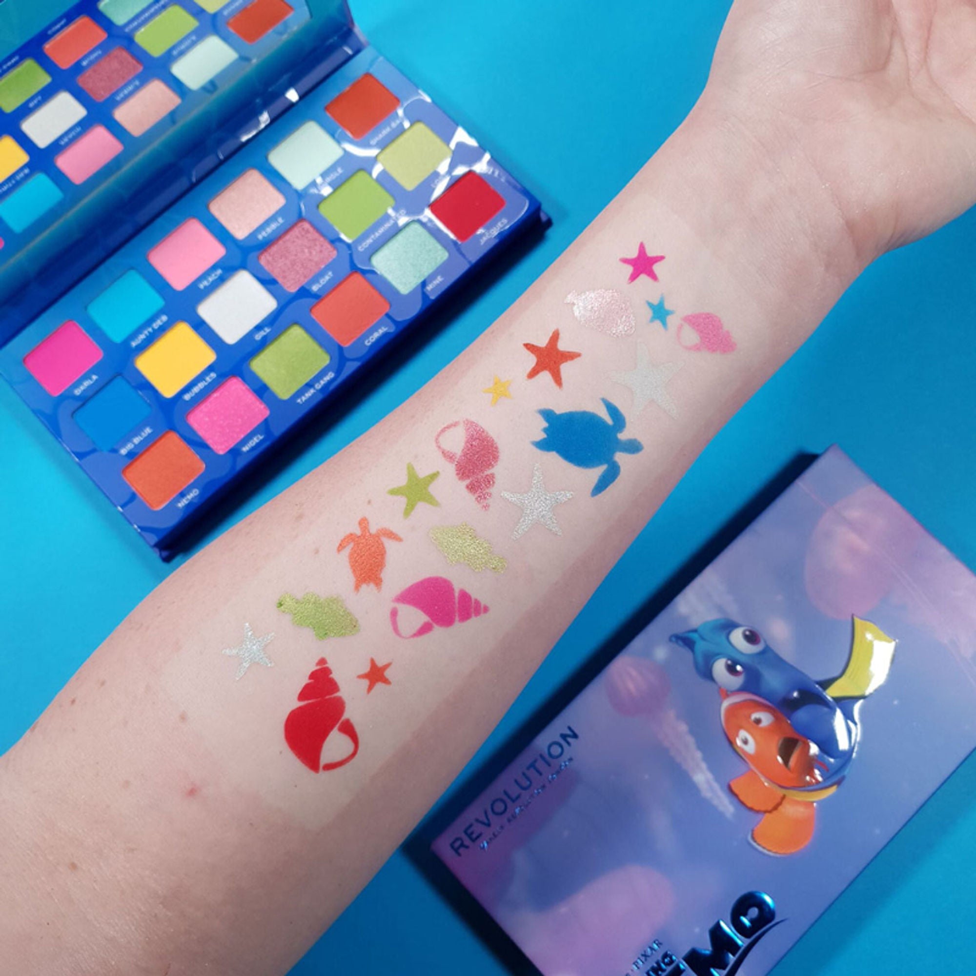 Makeup Revolution Disney Pixar鈥橲 Finding Nemo X Revolution Eyeshadow Palette