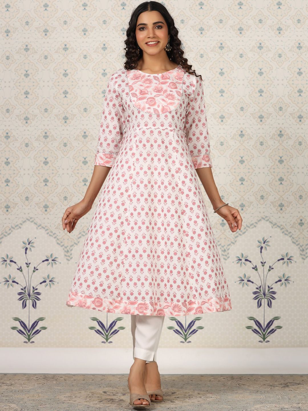 Ode by House of Pataudi Floral Printed Gotta Patti Pure Cotton A-Line Kurta - Distacart