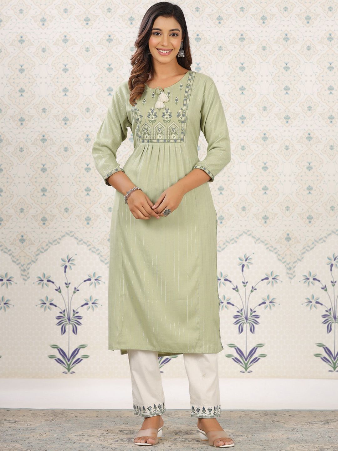 Ode by House of Pataudi Floral Embroidered Straight Kurta with Trousers - Distacart