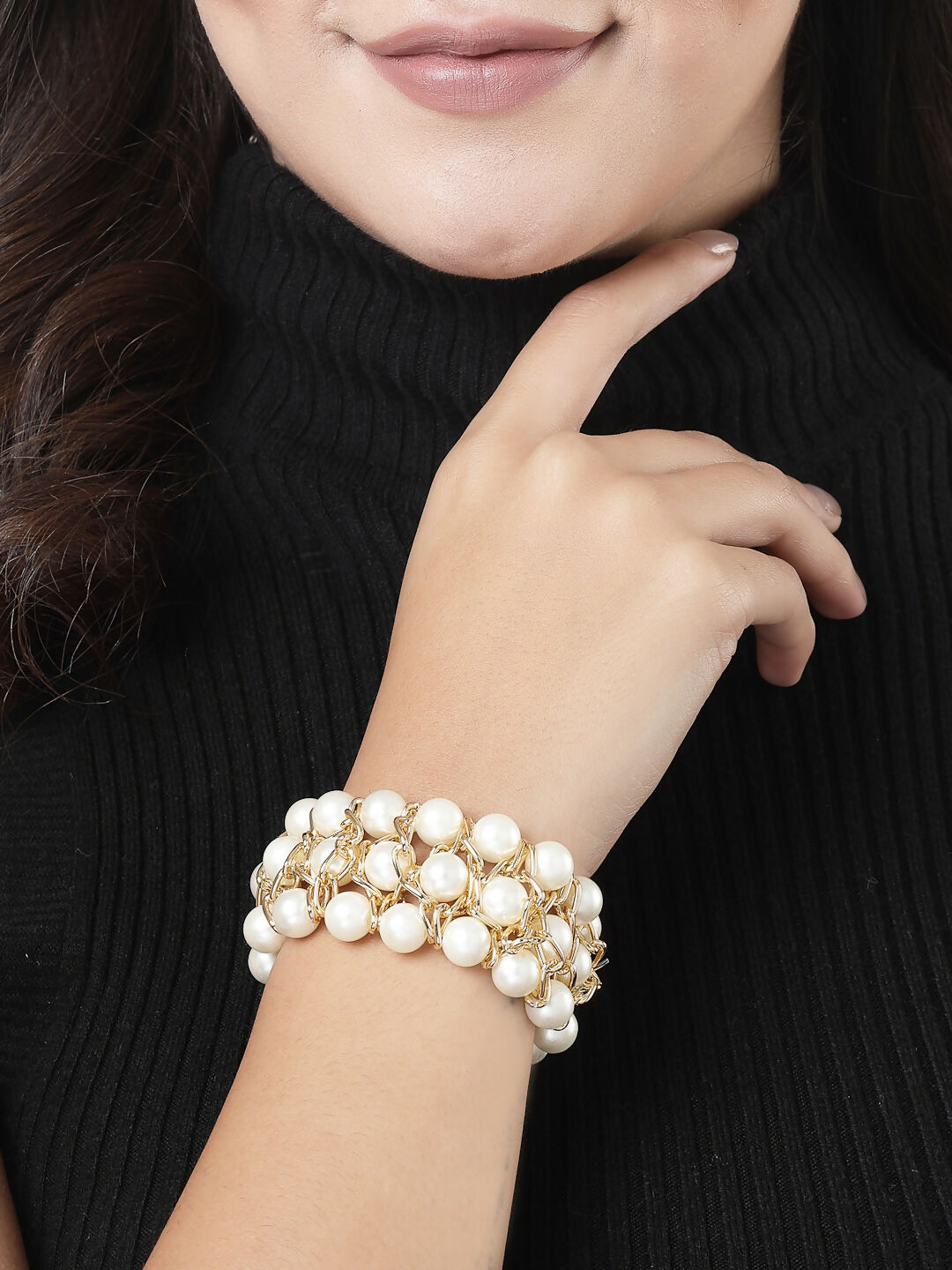 NVR Women White Beaded Elasticated Bracelet - Distacart