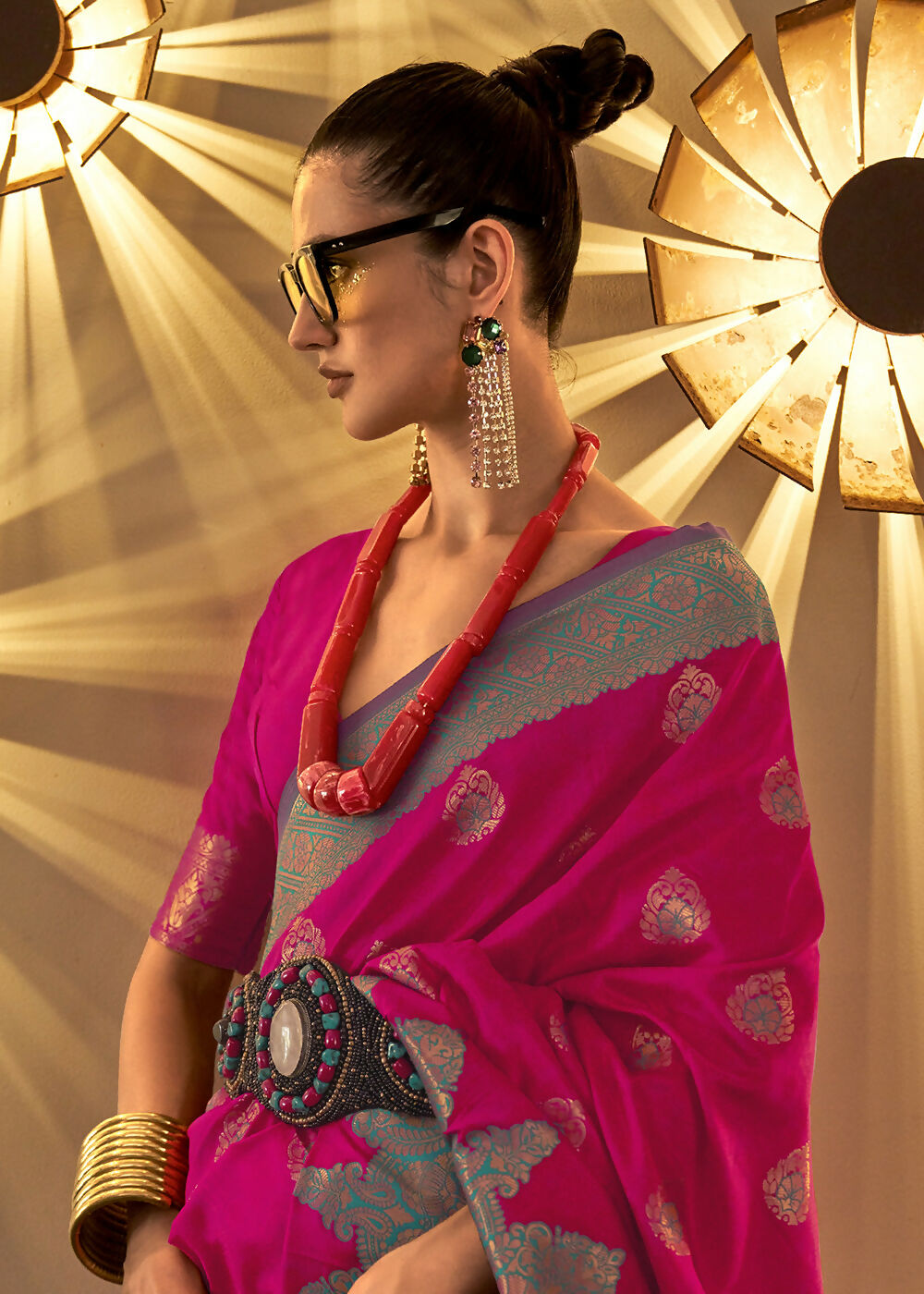 Trendy Weaving Silk Raspberry Pink Designer Saree - Emponline - Distacart