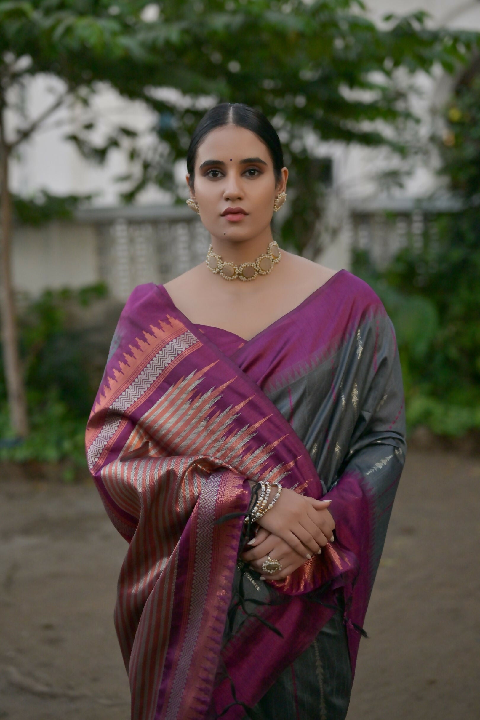 Vishnu Weaves Women's Grey Raw Silk Saree with Blouse - Distacart