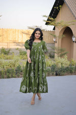 Thumbnail for Teeya Creation Womens New Trendy Summer War Printed Cotton Gown Set-Green - Dista