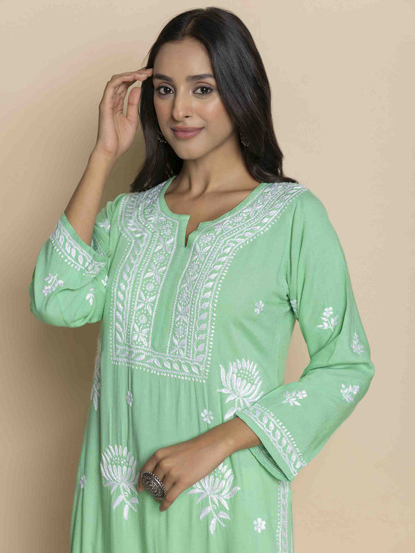 HOUSE OF KARI Floral Embroidered Chikankari Straight Kurta - Distacart