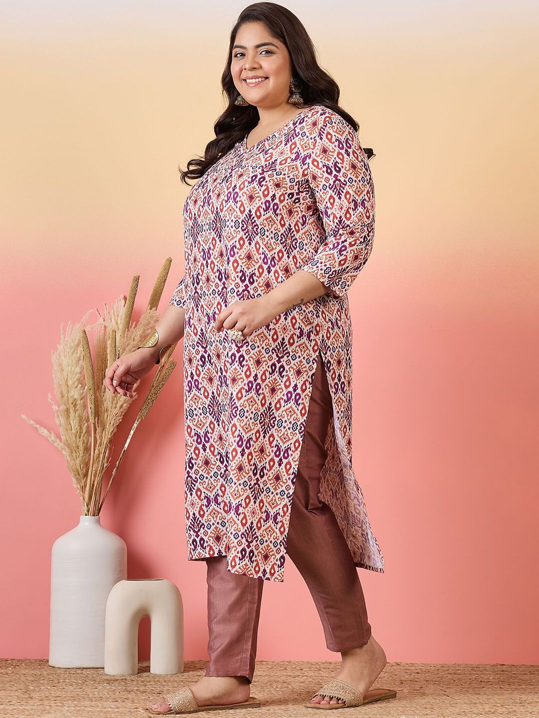 Sztori Plus Size Ethnic Motifs Printed V-Neck Crepe Straight Kurta