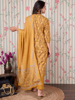 Thumbnail for Ode by House of Pataudi Floral Printed Regular Pure Cotton Kurta with Trousers & Dupatta - Distacart