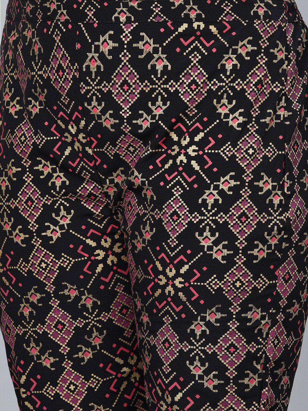 Sztori Plus Size Black Floral Printed Mandarin Collar Straight Kurta with Trousers - Distacart