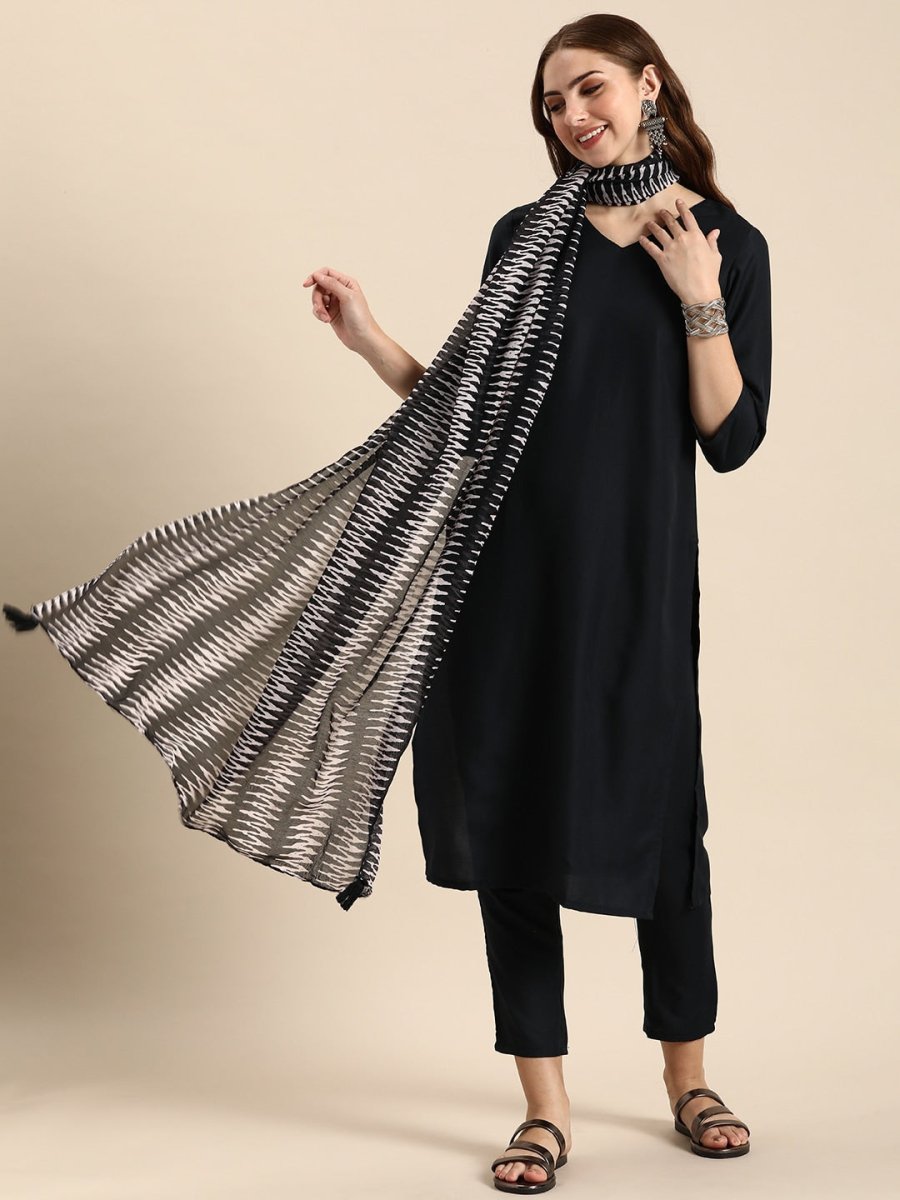 Anouk Solid Regular Kurta with Trousers & Dupatta - Distacart