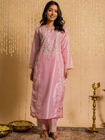 Thumbnail for HOUSE OF KARI Floral Embroidered Silk Chikankari Kurta - Distacart