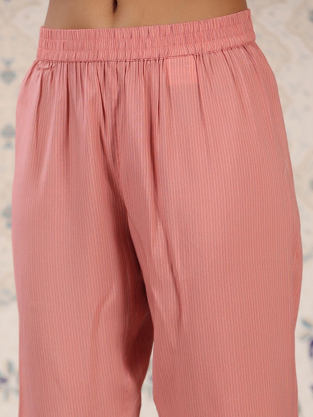 Ode by House of Pataudi Coral & White Floral Printed Mandarin Collar Kurta With Palazzos - Distacart