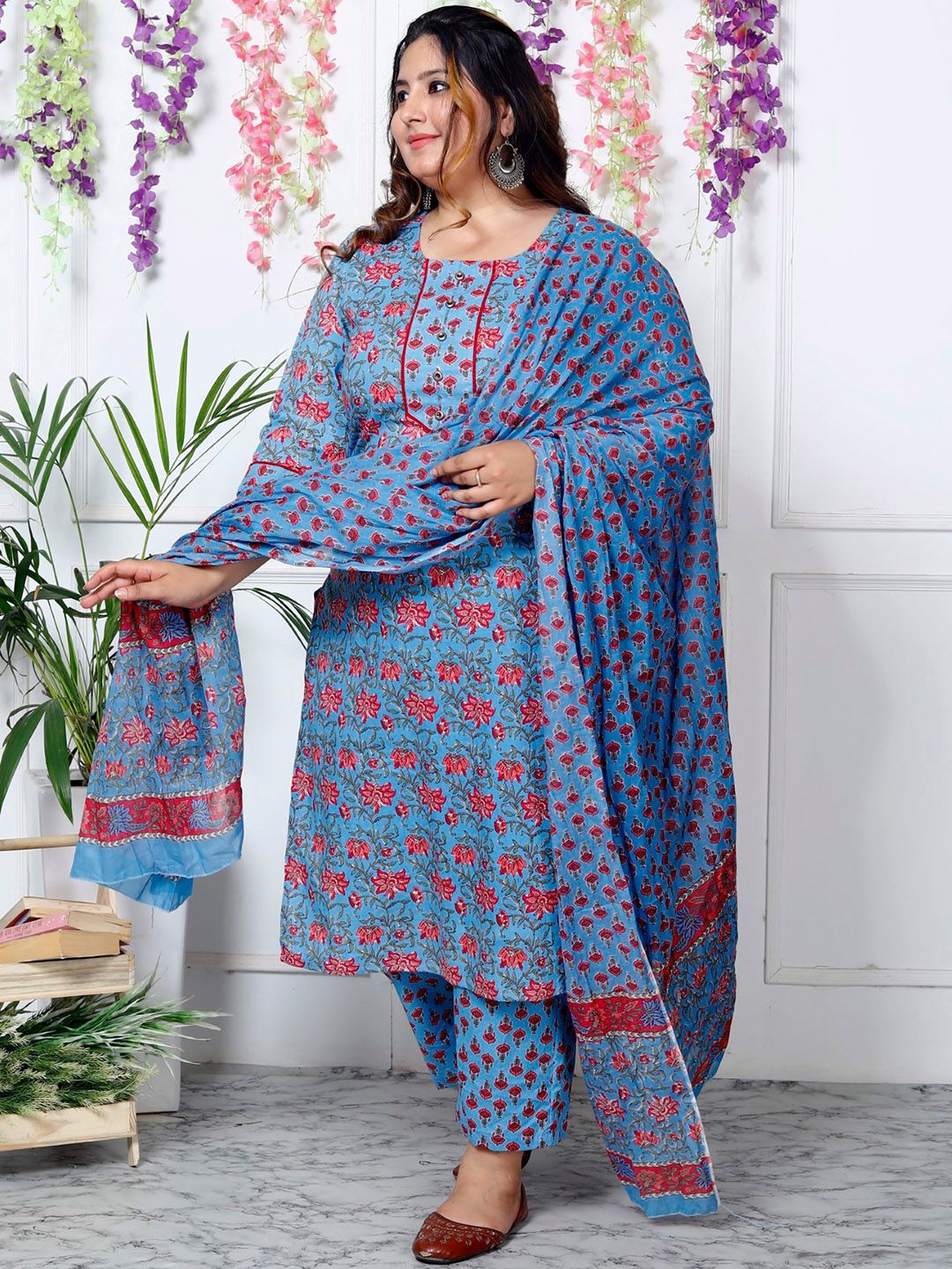 Swasti Plus Size Floral Printed Sequinned Pure Cotton Kurta With Trouser & Dupatta