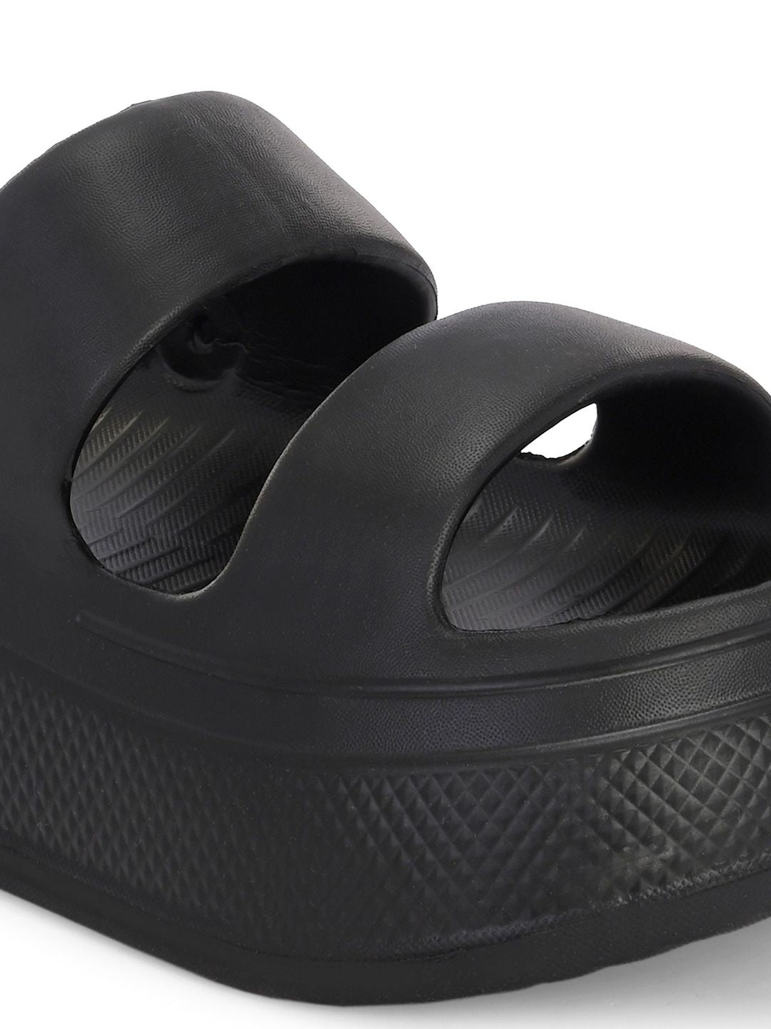 Roadster The Lifestyle Co Women Sliders Flip Flops