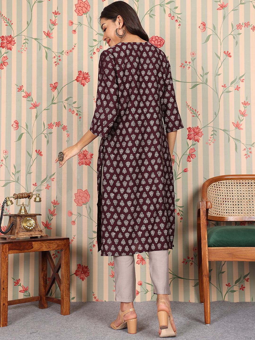 Ode by House of Pataudi V Neck Printed Regular Chanderi Silk Straight Kurta Set - Distacart