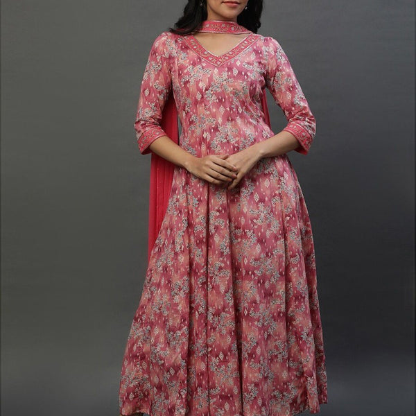 AURELIA Floral Printed V-Neck Ethnic Dress With Dupatta - Distacart