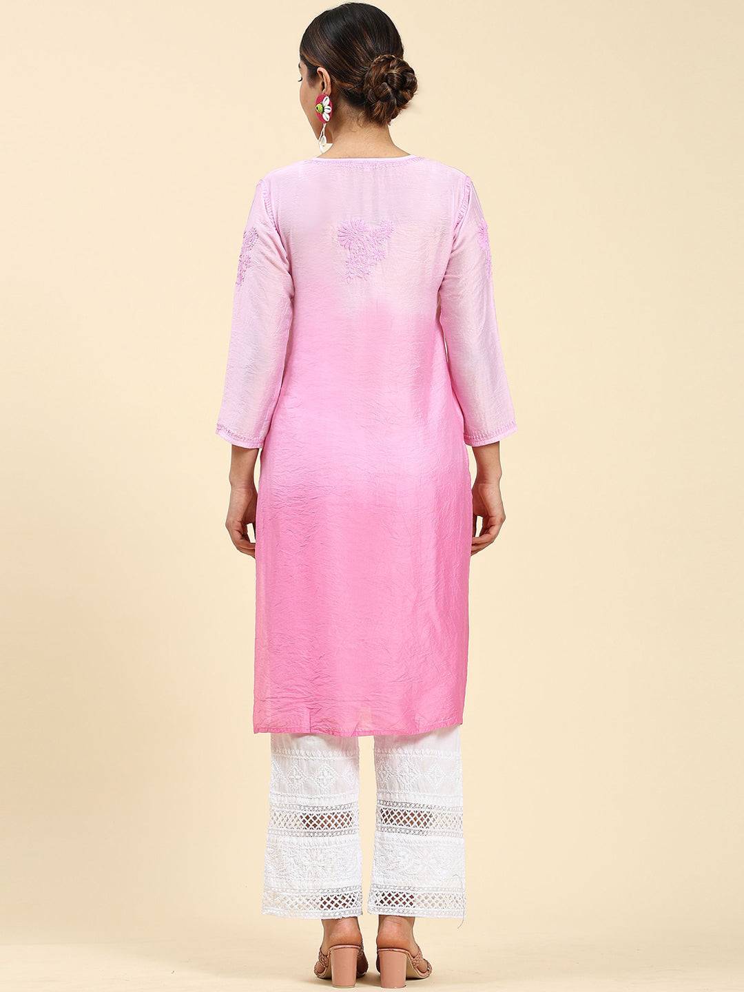 HOUSE OF KARI Floral Chikankari Embroidered Kurta - Distacart
