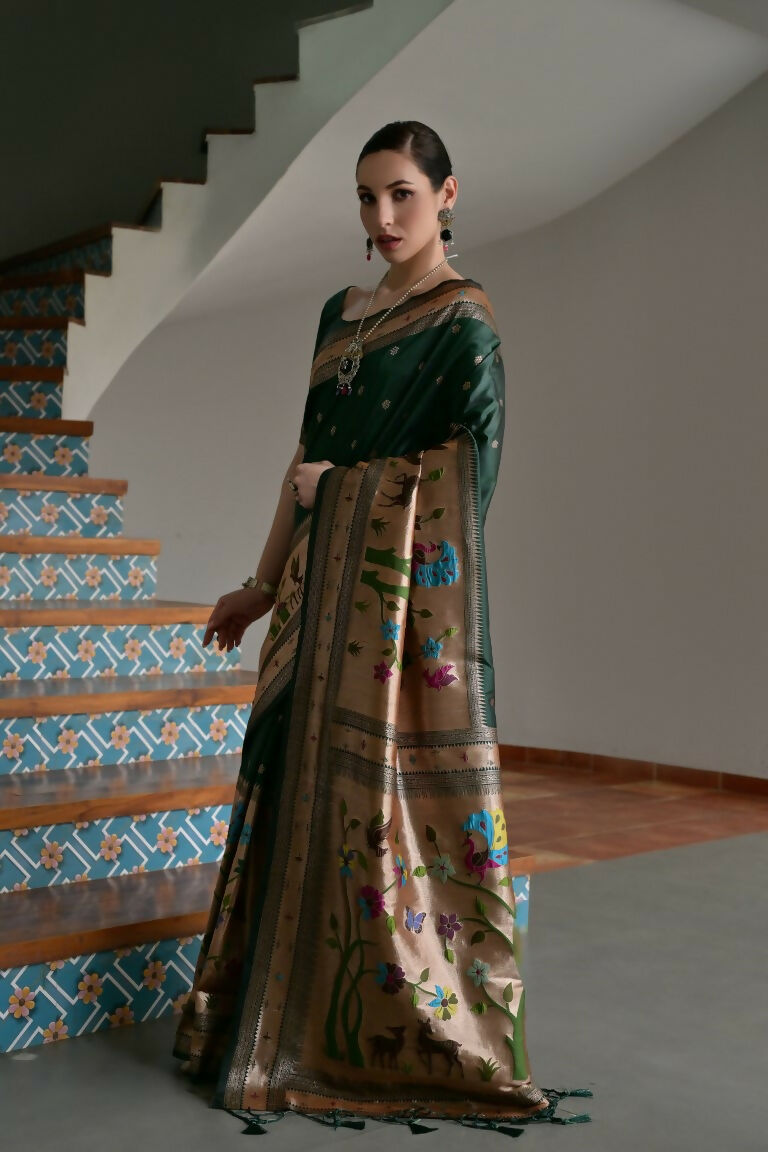 Vishnu Weaves Women's Bt-Green Paithani Silk Zari Woven Saree with Blouse