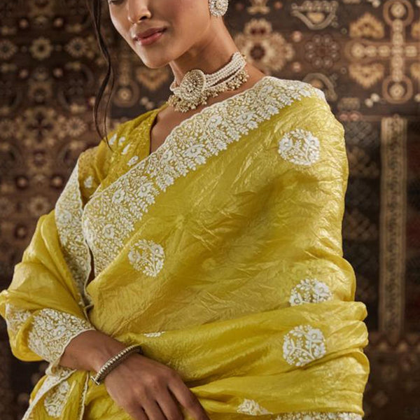kasee Floral Chikankari Silk Blend Saree - Distacart