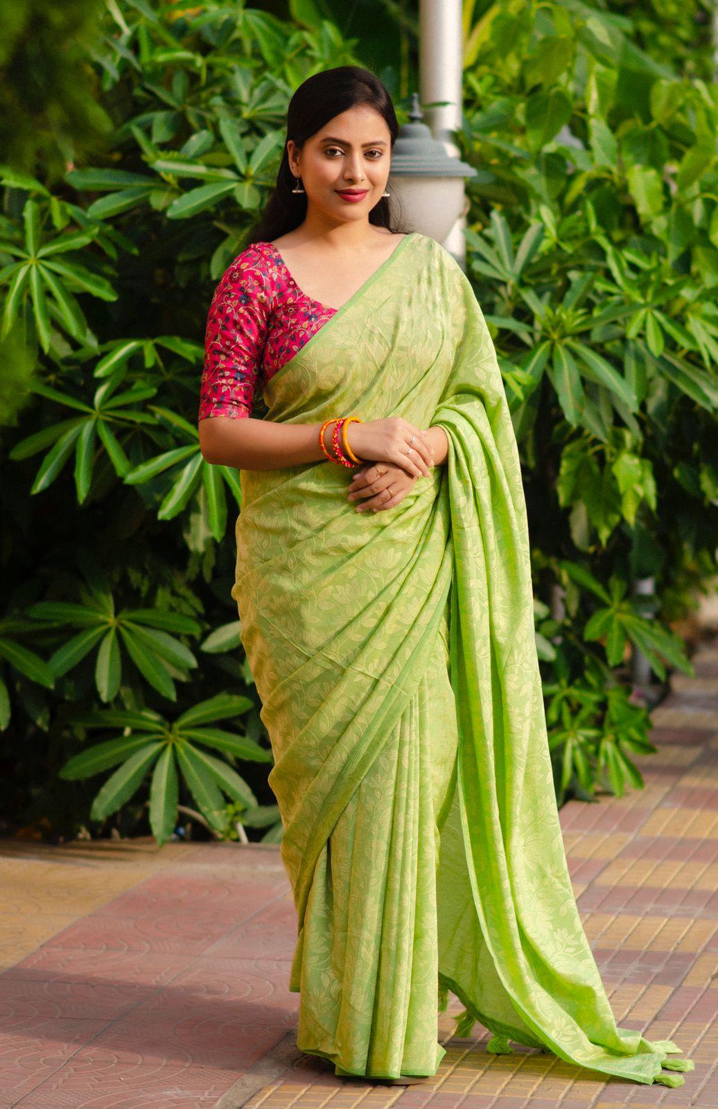 Green Jute Silk Woven Design Saree with Unstitched Blouse - A2M - Distacart