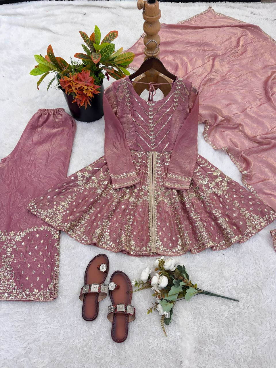 Teeya Creation New Womens Trendy Embroidery Sequence Work Kurta Set - Dista