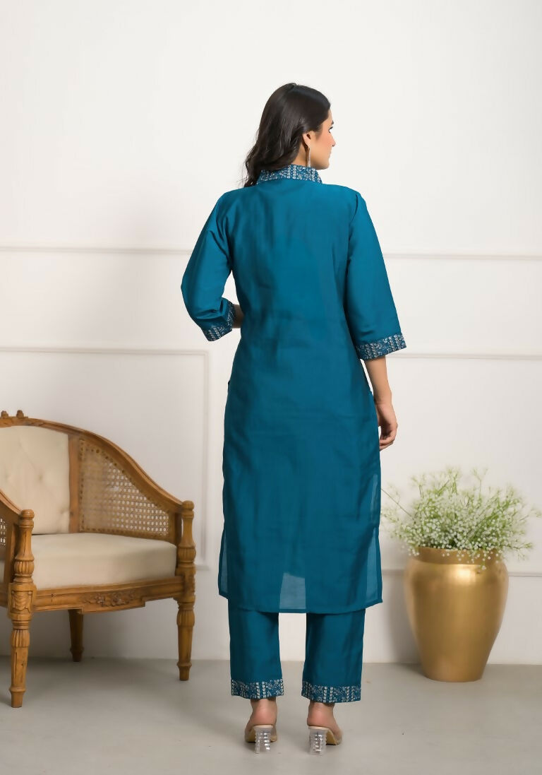 Nisha1001C