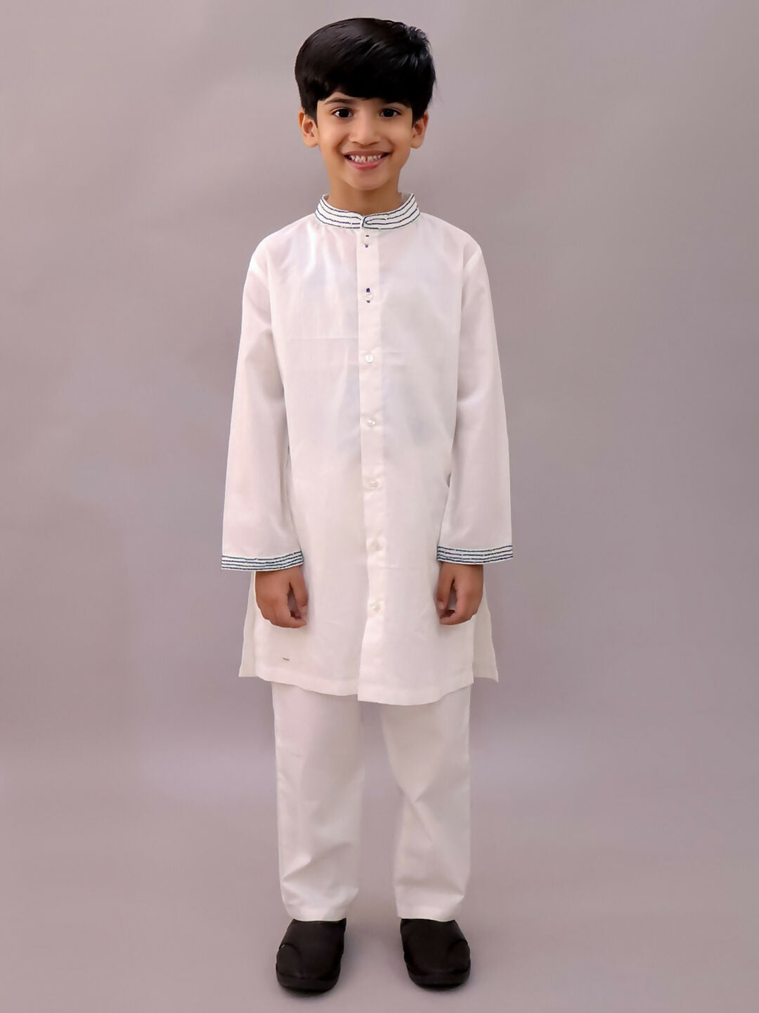 Lil Drama Shor-Gul White Kurta Pyjama with Green Jacket Set For Boys