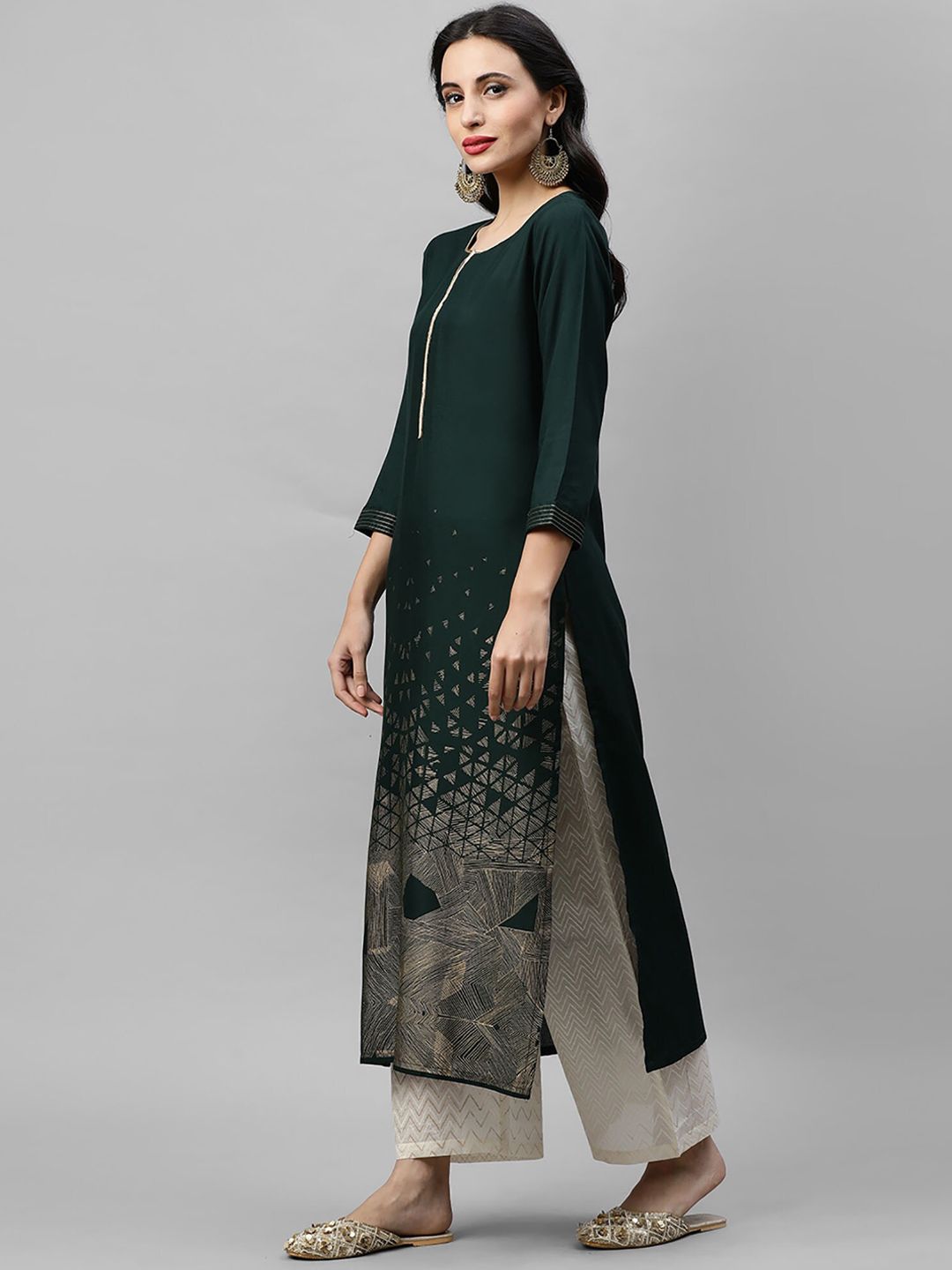 Indo Era Women Green Embroidered Straight Kurta
