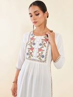 Thumbnail for Soch White Floral Embroidered Pleated Kurta - Distacart