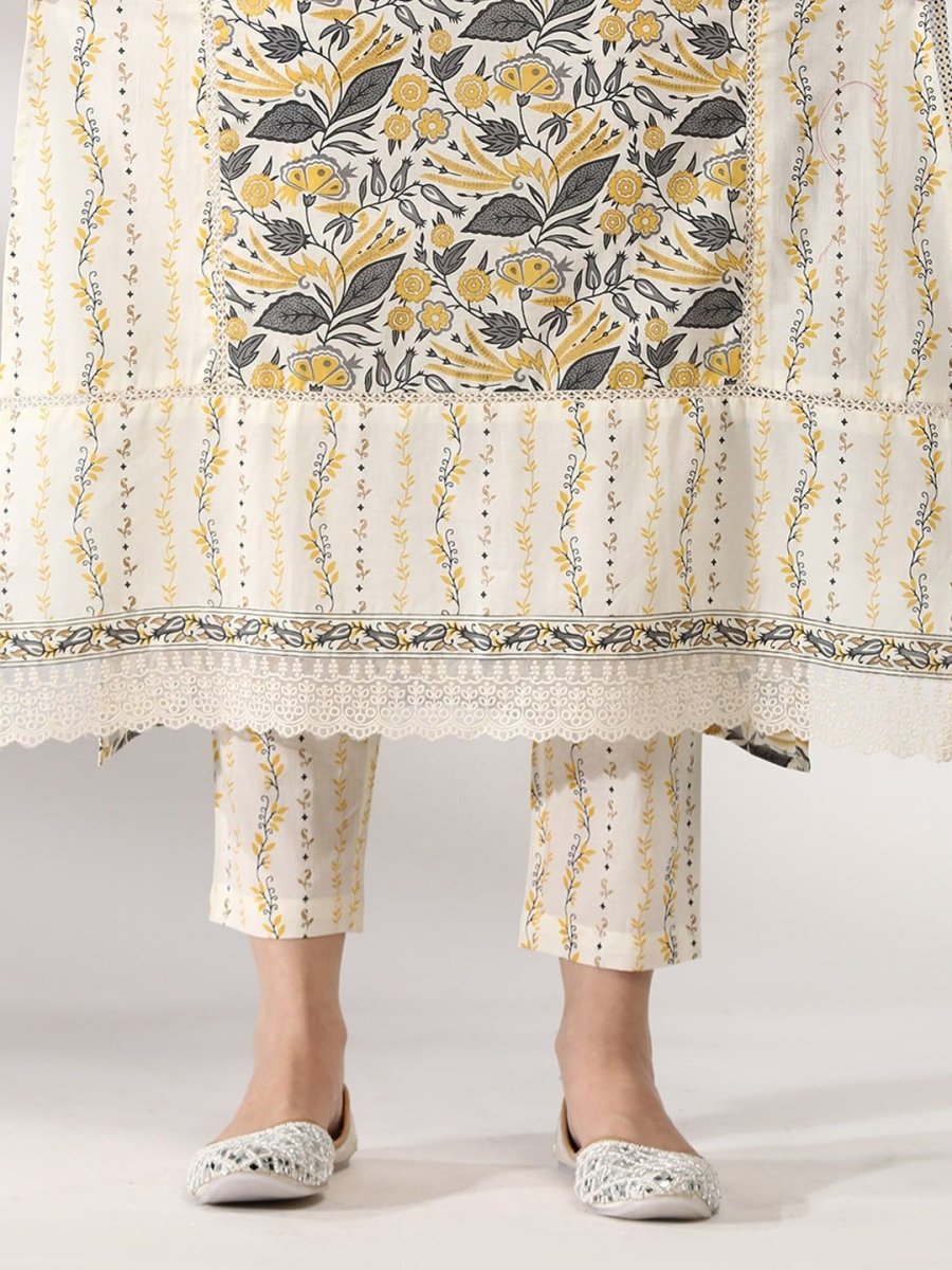 Anouk Floral Printed Regular Thread Work Pure Cotton Kurta With Trousers & Dupatta