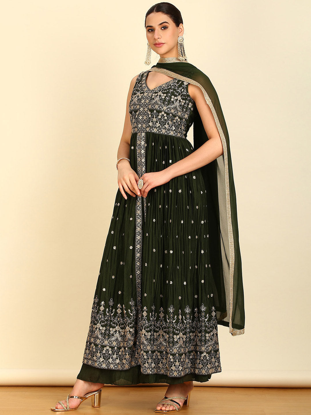 Soch V Neck Ethnic Motifs Embroidered Pleated Sequinned Kurta Set - Distacart