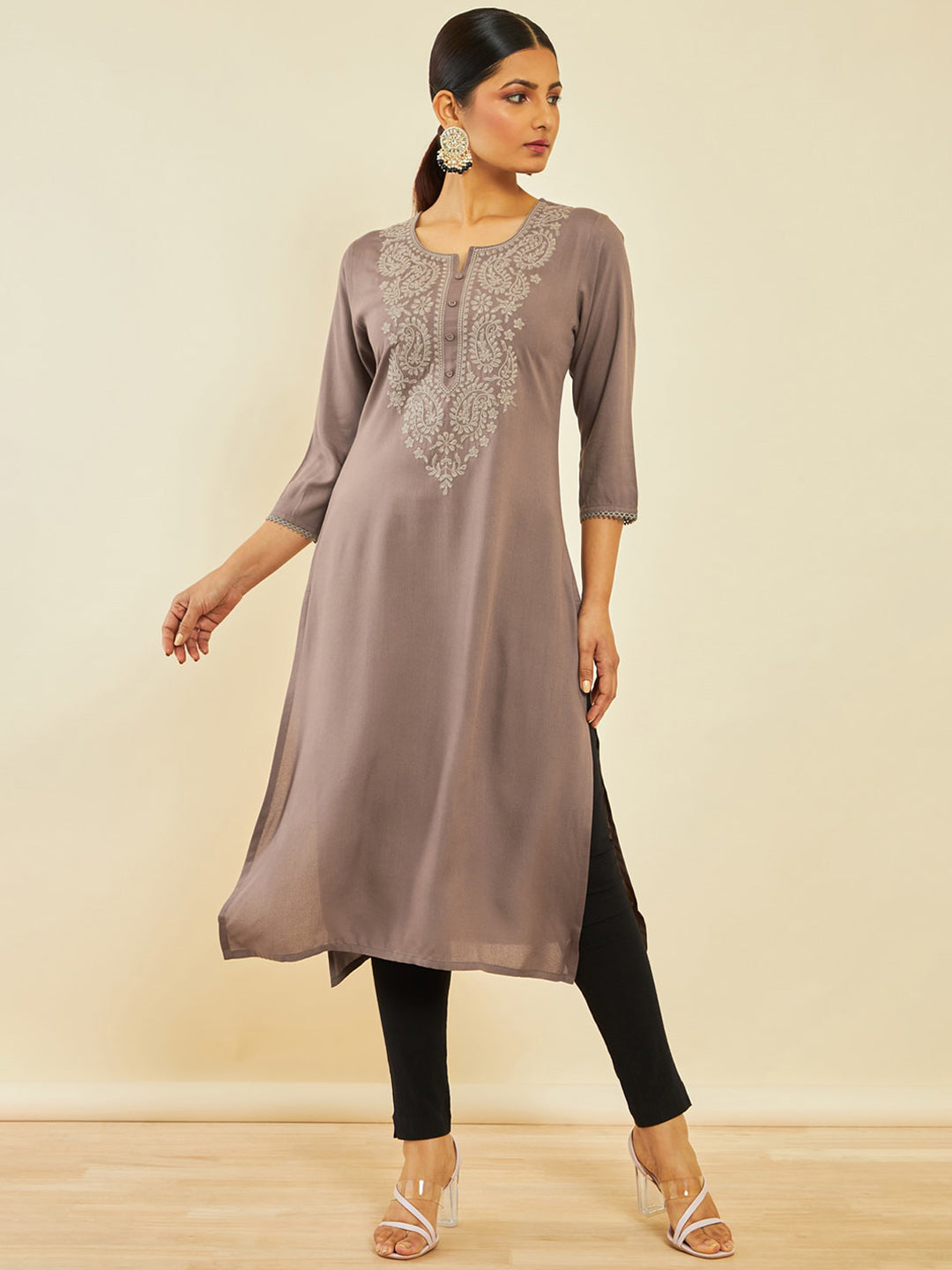 Soch Ethnic Motifs Yoke Design Thread Work Straight Kurta - Distacart
