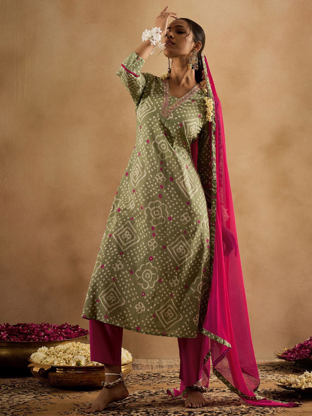 Indo Era Bandhani Printed Pure Cotton Kurta With Trousers & Dupatta