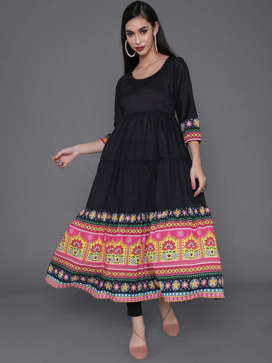 Aks Ethnic Motifs Printed Round Neck Tiered Anarkali Kurta - Distacart