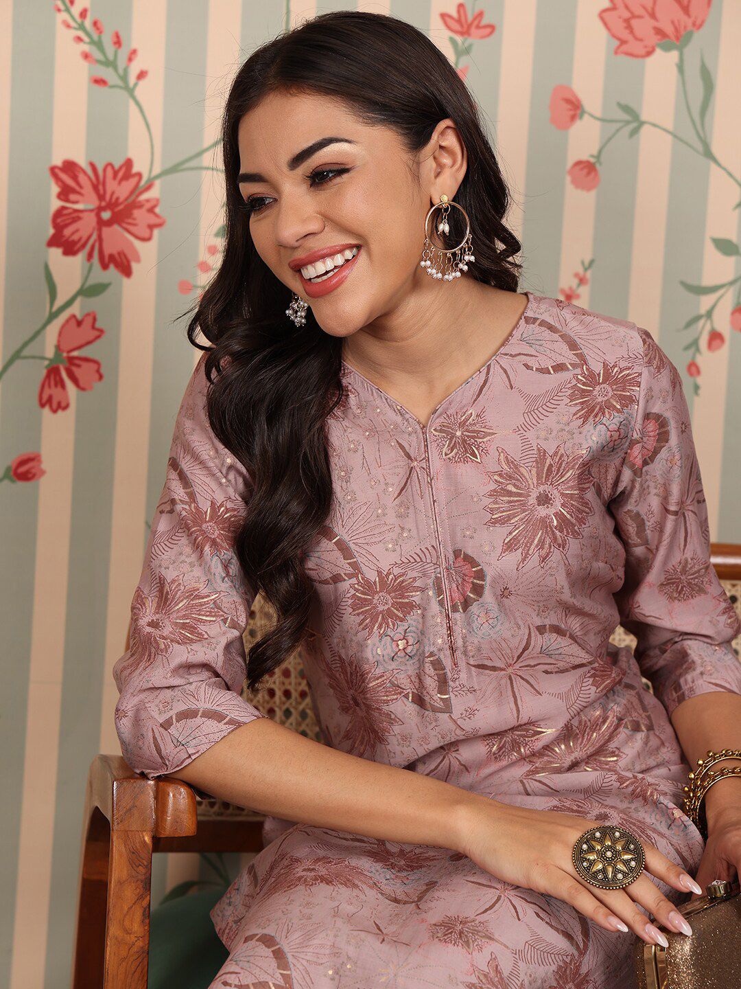 Ode by House of Pataudi V Neck Floral Printed Regular Chanderi Silk Kurta with Trousers - Distacart