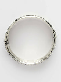 Thumbnail for NVR Women's Silver-Toned German Silver Oxidised Kada Bangle - Distacart