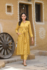 Thumbnail for Aastha Fashion Women's Mustard Pure Muslin Heavy Digital Printed Designer Kurti with Pant - Distacart
