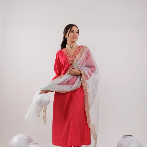 Yufta Fuchsia Silk Embroidered Kurta Dupatta Set - Distacart