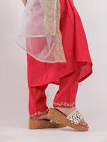 Thumbnail for Yufta Fuchsia Silk Embroidered Kurta Dupatta Set