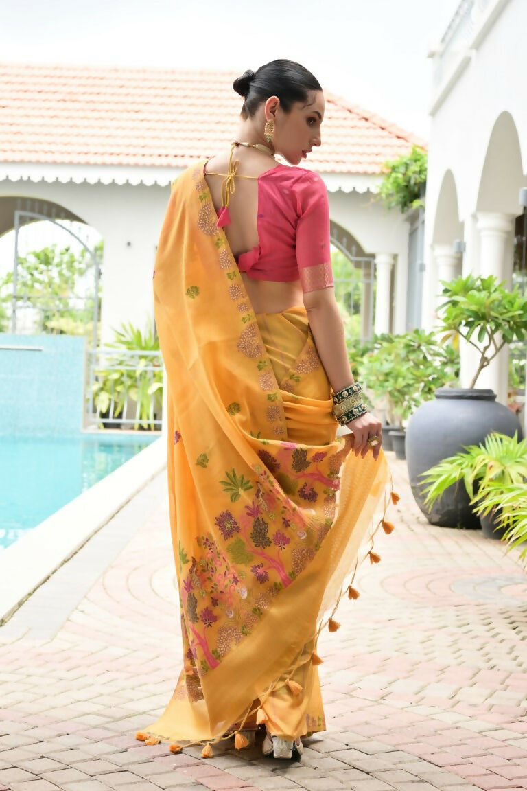 Vishnu Weaves Women's Yellow Muga Cotton Thread Weaving Saree with Blouse