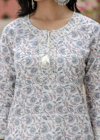 Thumbnail for Kaajh Women's White Grey Floral Print Cotton Kurta Pant Set - Distacart