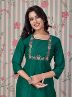 Thumbnail for Ode by House of Pataudi Women Round Neck Three-Quarter Sleeves Embroidered Straight Kurta - Distacart